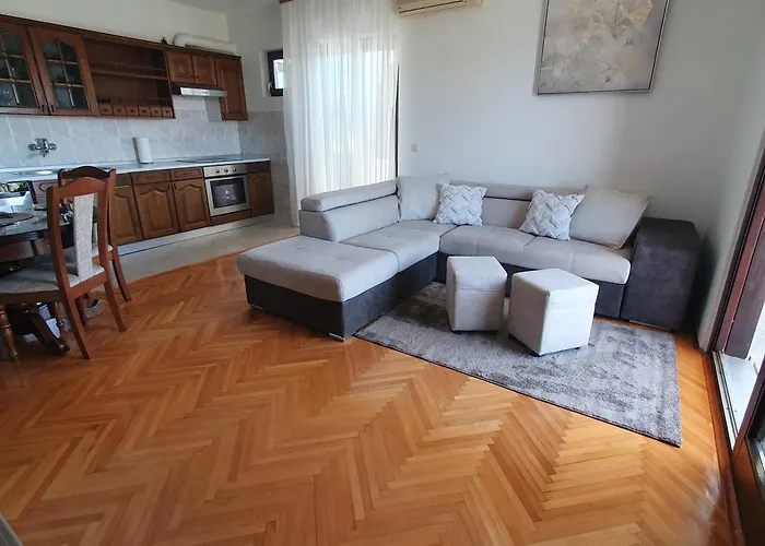 Amelie Zadar