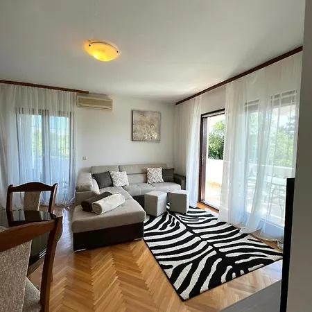 Amelie Zadar